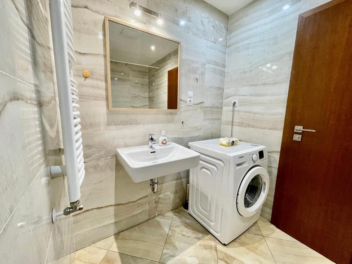 Centrum Park Apartment+ Praga Zewnętrze zdjęcie